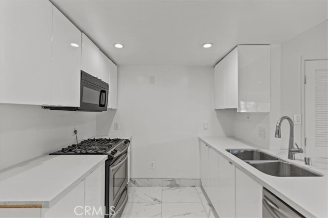 Foto del edificio - 939 Palm Ave