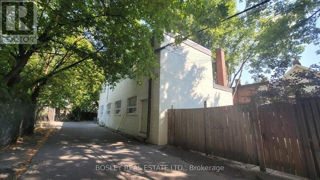 Building Photo - 154 Galt Ave