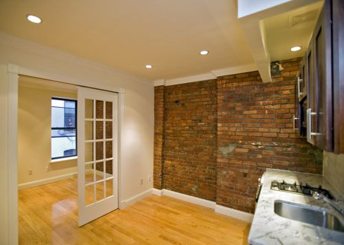 Primary Photo - 611 9th Ave