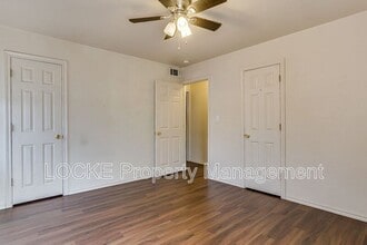 Building Photo - 3421 S University Dr