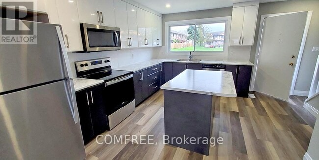 Building Photo - 33-133 Berkley Dr