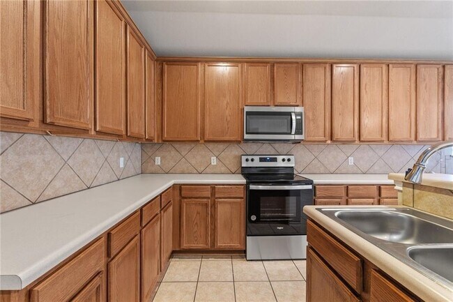 Building Photo - 705 Timothy John Dr