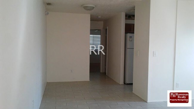 Building Photo - 145 Madison Ct