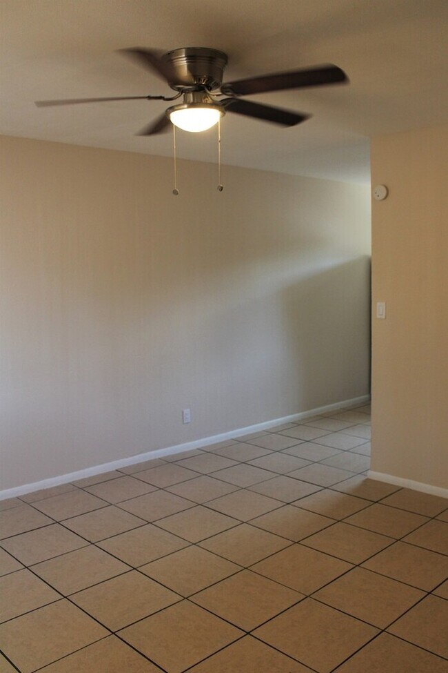 Foto del edificio - 4421 N 23rd Ave