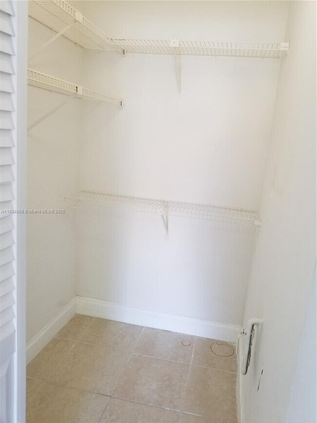 Foto del edificio - 9521 SW 138th Pl