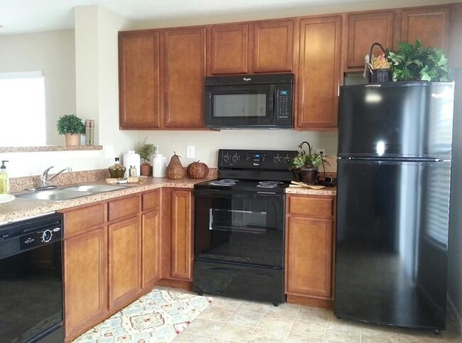 Building Photo - 816 Grand Cayman Dr
