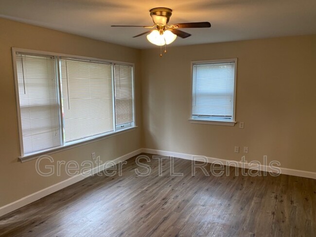 Building Photo - 4400 Ashby Rd