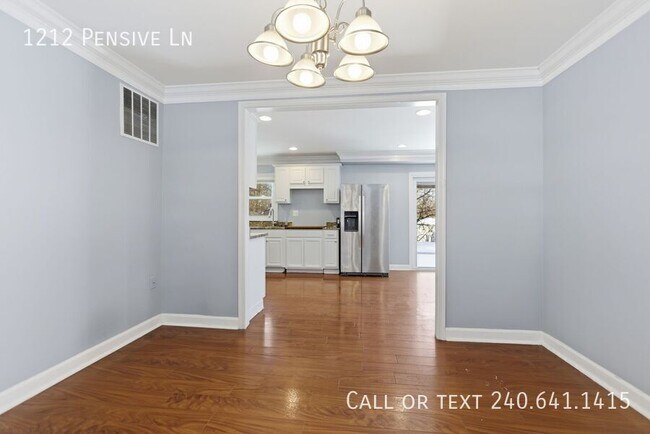 Foto del edificio - 1212 Pensive Ln