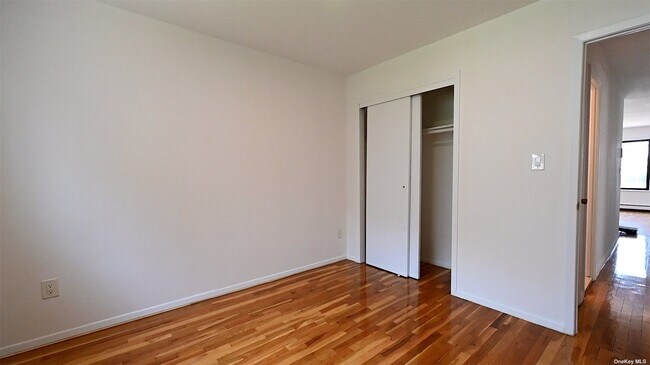 Building Photo - 109-10 Ditmars Blvd