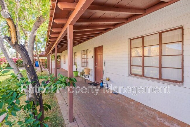 Foto del edificio - 928 W McDowell Rd
