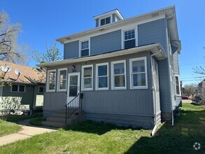 Building Photo - 3641 4th Ave S