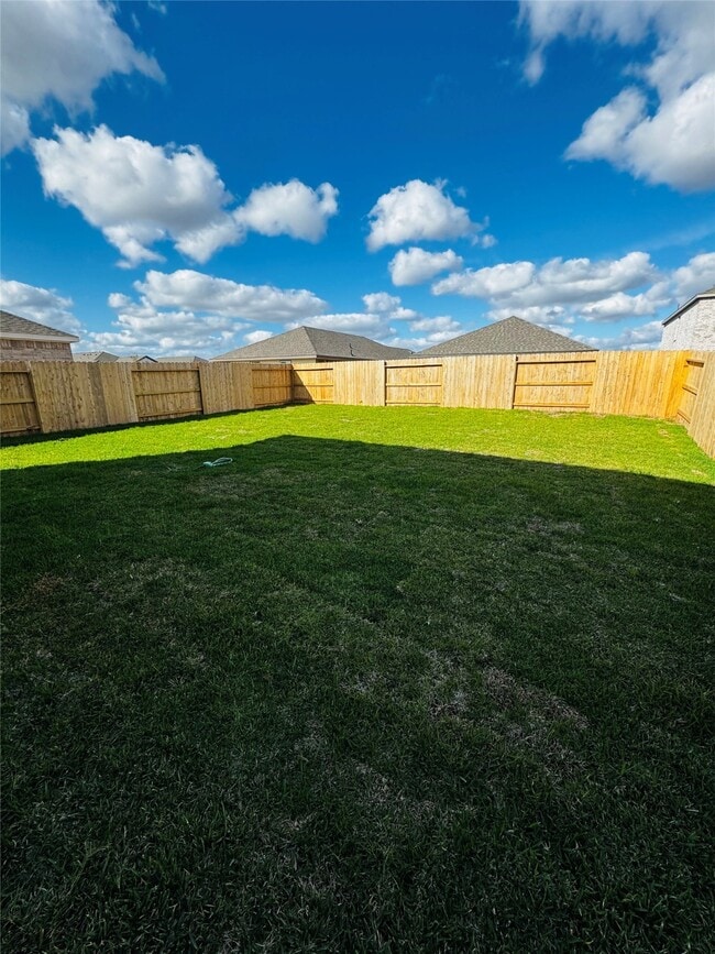 Building Photo - 2407 Cherry Ruby Dr