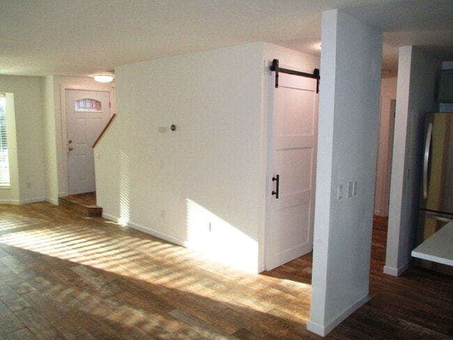 Foto del edificio - 33124 E Lake Holm Dr SE