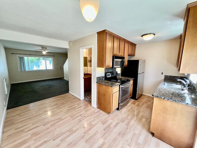 Foto del edificio - Great 2B 2BA Condo in Pacific Beach