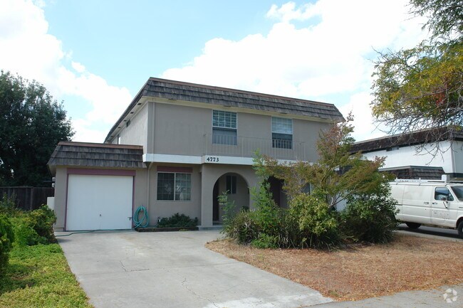 4773 Eagle Lake Dr San Jose Ca 95136 Apartments San Jose Ca