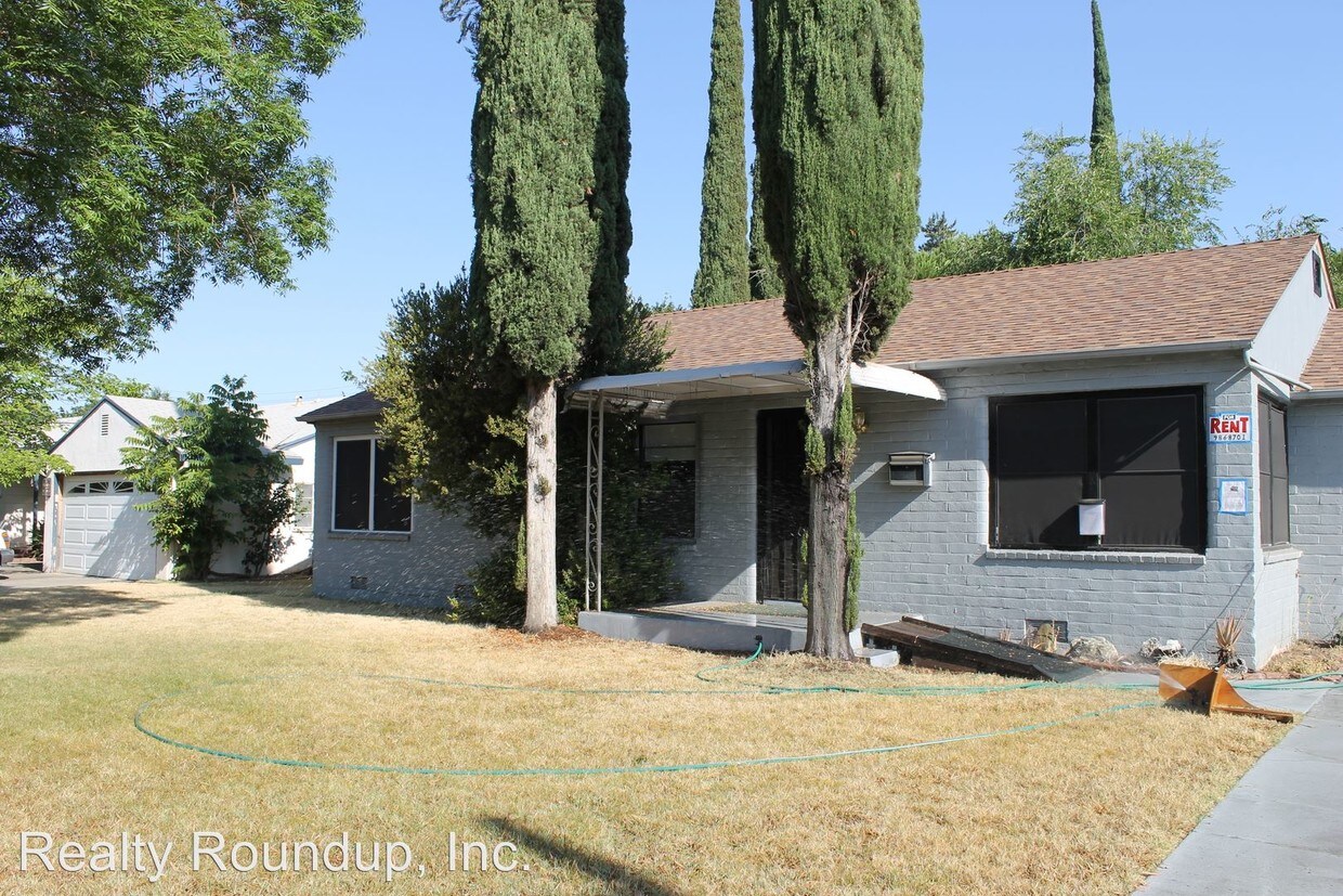 Primary Photo - 1455 W Alpine Ave