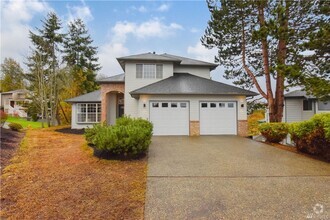 Building Photo - 1812 19th Dr