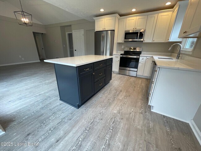 Foto del edificio - 7308 Buffington Ct