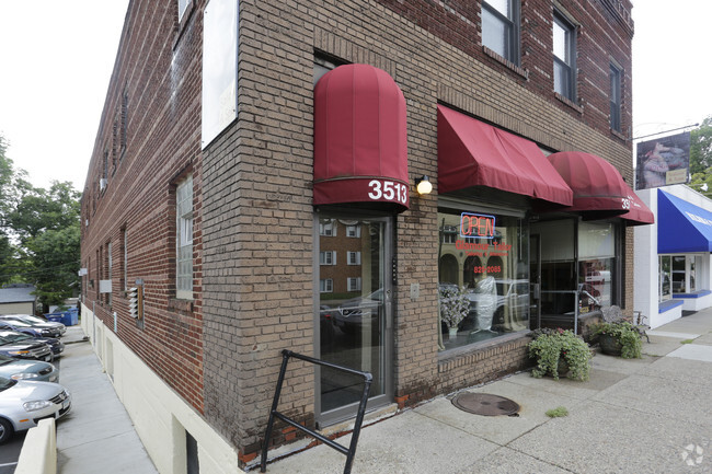 Our Building - Hennepin Apartment Homes