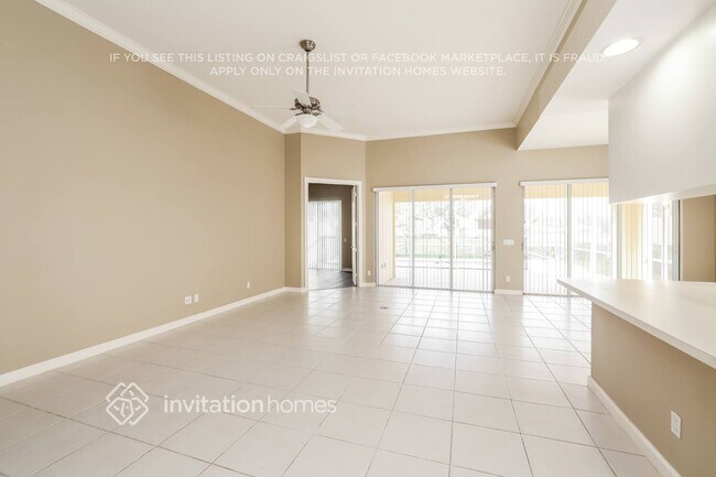 Foto del edificio - 8341 Dominica Pl