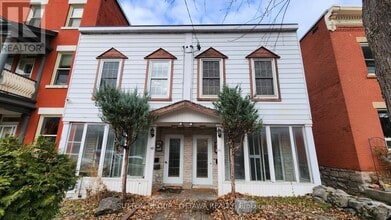 Building Photo - 171 Cathcart St