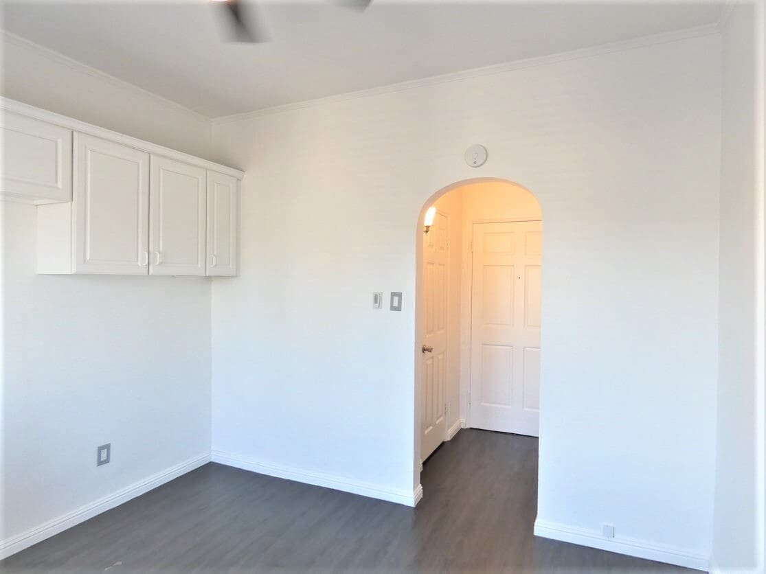 Primary Photo - 636 Chestnut Ave