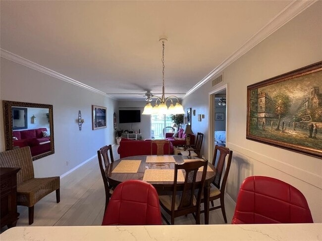 Building Photo - 95 N Birch Rd