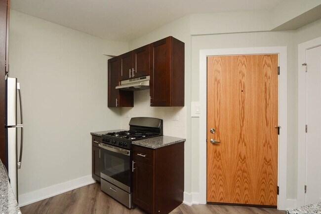 Foto del edificio - 730 St Johns Ave