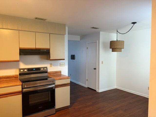 Building Photo - 401 Island Pines Dr