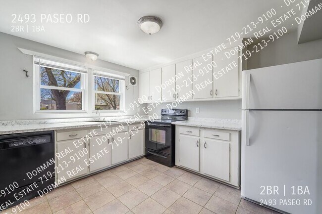 Foto del edificio - 2 story townhome