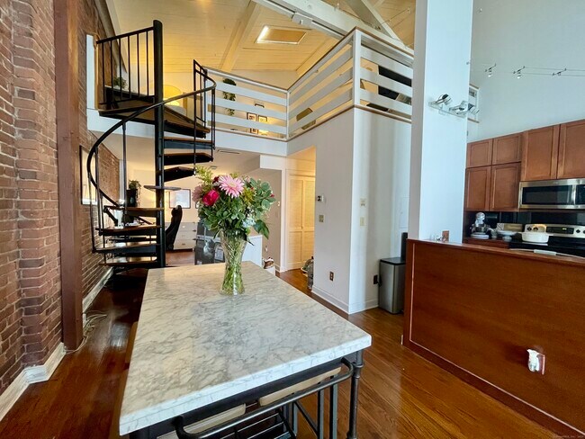 Foto del edificio - 125 Washington St