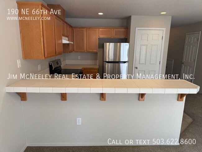 Foto del edificio - 190 NE 66th Ave