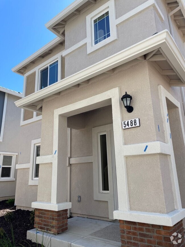 Building Photo - 5488 Molino Cir