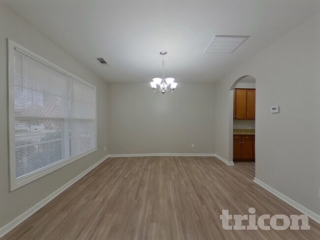 Foto del edificio - 2017 Rockycreek Ln