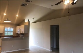 Building Photo - 936 Eisenhower Blvd