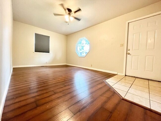 Foto del interior - 390 Ash St
