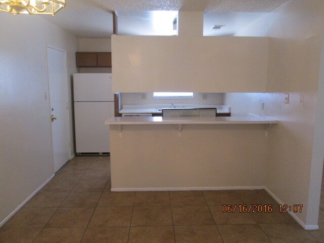 Building Photo - 508 Altamira Rd