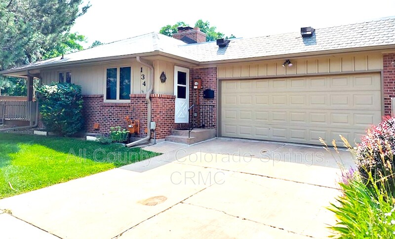 Primary Photo - 134 Miramar Dr