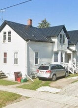 Building Photo - 913 S 19th St