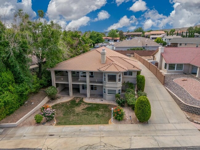 Foto del edificio - 984 Larkspur Rd