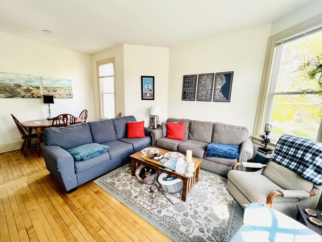 Building Photo - 2408 East Park Place, Unit 2412