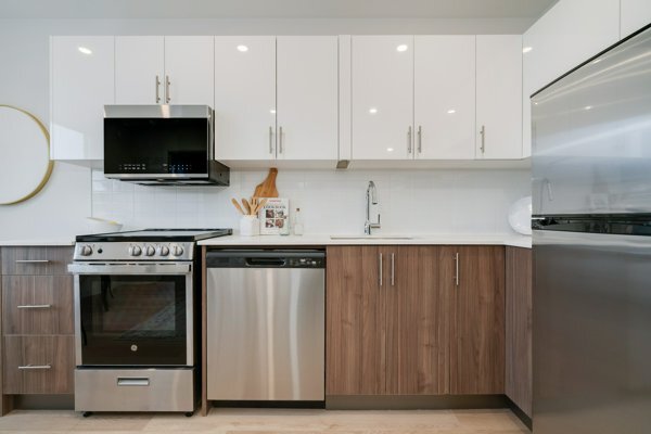 Photo du bâtiment - 2707 Yonge St