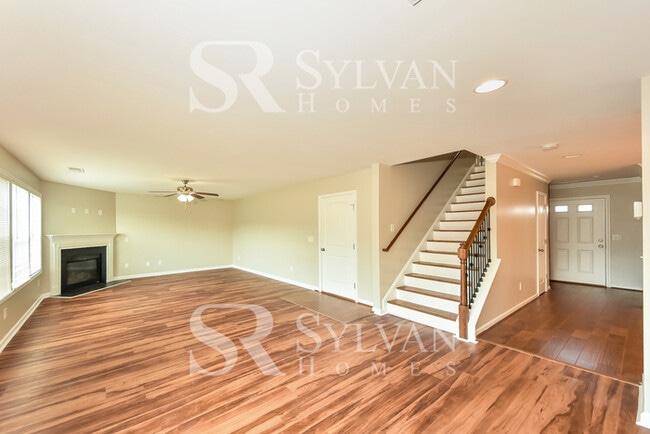Building Photo - Welcome to 737 Colina Ct
