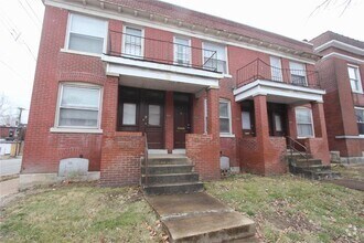 Building Photo - 3502 Arsenal St