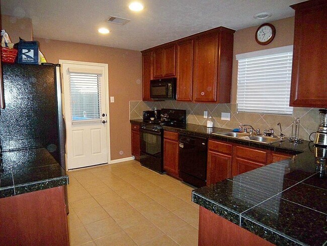 Foto del edificio - 10838 Windfern Lakes St