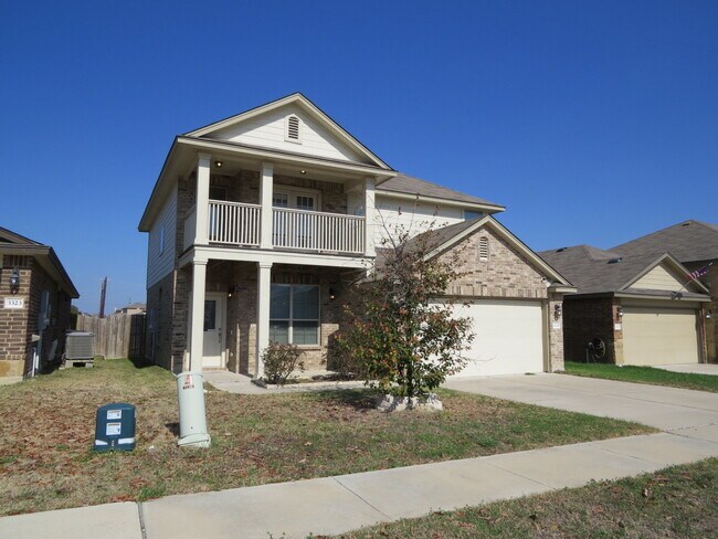 Building Photo - "Spacious 4-Bedroom Killeen Gem with Elega...