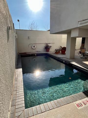 Foto del edificio - 4221 Cole Ave