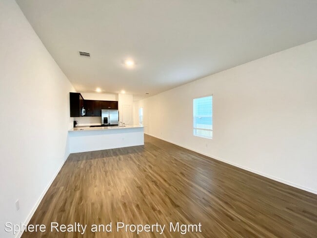 Building Photo - 4 br, 2 bath House - 112 Night Riders Way