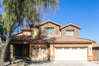 Building Photo - 7504 S 45th Dr