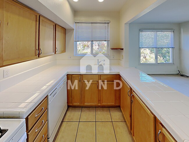 Building Photo - 108 Bryant St Apt 34